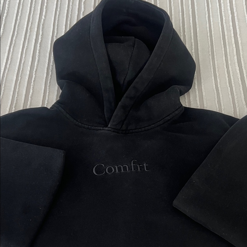 Comfrt Black Hoodie